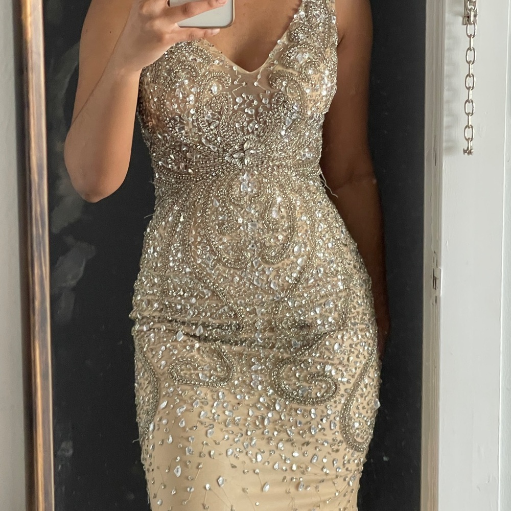 Elegant designer dress!